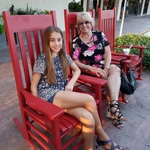 Meet your Posher, Donna